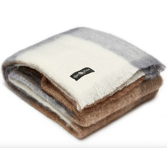 Ingubo Coffee House blanket