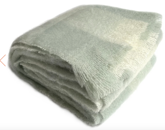Luxurious Ingubo Mohair Wool Blanket Throw 180x130cm – Avocado Checkered Pastel Green